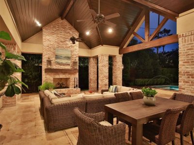 Upgrade your home with a floor-to-ceiling fireplace remodel. Explore durable and stylish fireplace surround materials for a modern, cozy, and functional focal point.