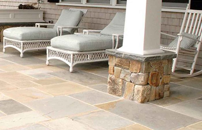Flagstone features offer natural color, durability, texture, and versatility. Learn how it can enhance patios, driveways, walkways, landscaping, and more.